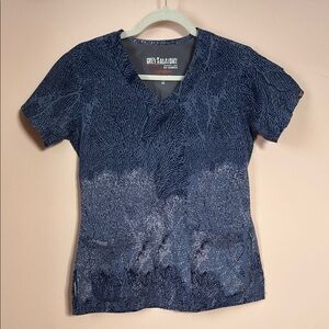 GREY'S ANATOMY BY BARCO 3-Pocket Scrub Top Short Sleeve Blue Seaweed XS